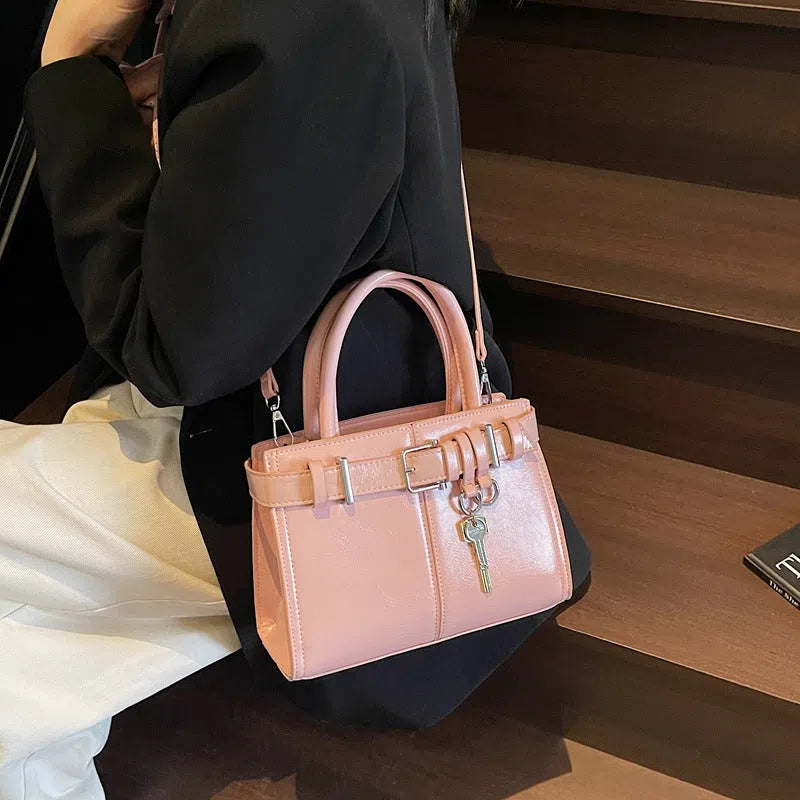 Women's large-capacity crossbody bag in PU, horizontal rectangle shape, 23x9x17cm, available in seven colours