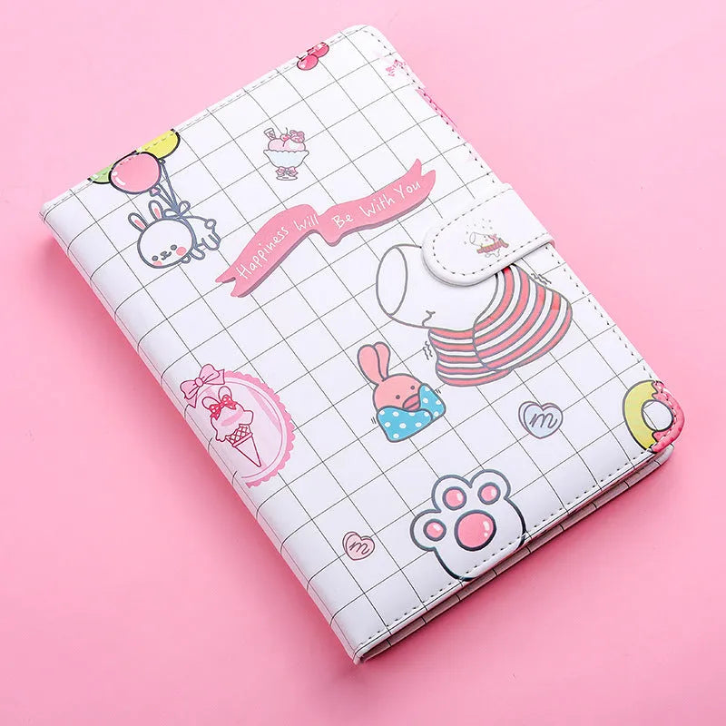 Kaba Bear small white magnetic buckle notebook showing closed position with dimensions 135mm x 185mm