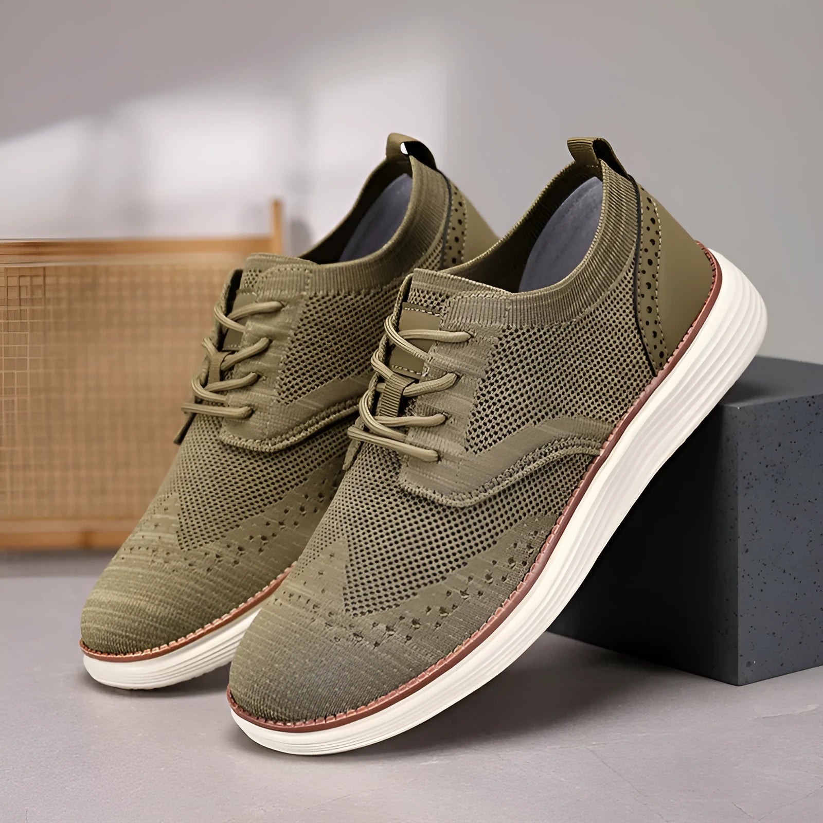 Men's mesh hiking casual shoes with rubber sole in multiple colour options