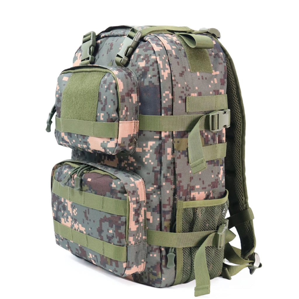 Camouflage waterproof outdoor rucksack with air pillow belt showing 30x15x46cm dimensions