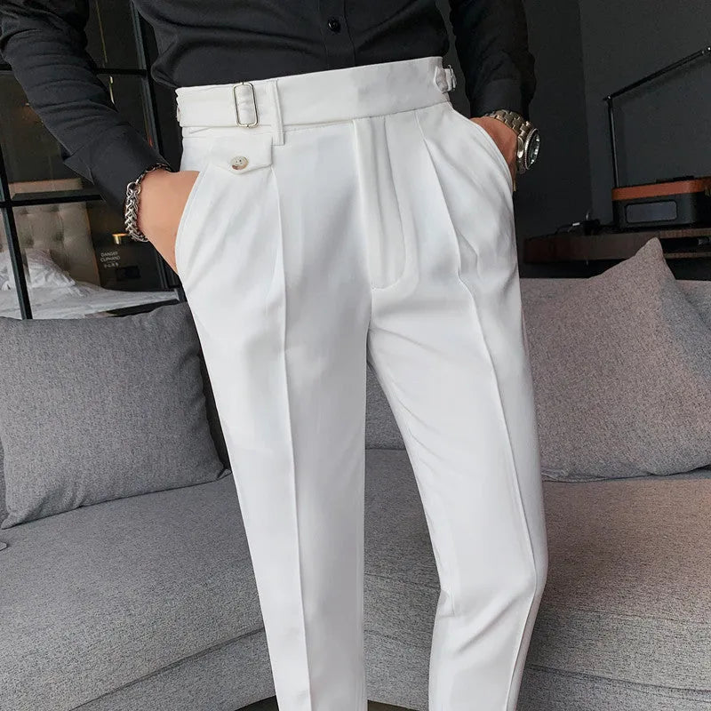 Straight-leg casual trousers in a solid colour on a neutral background.