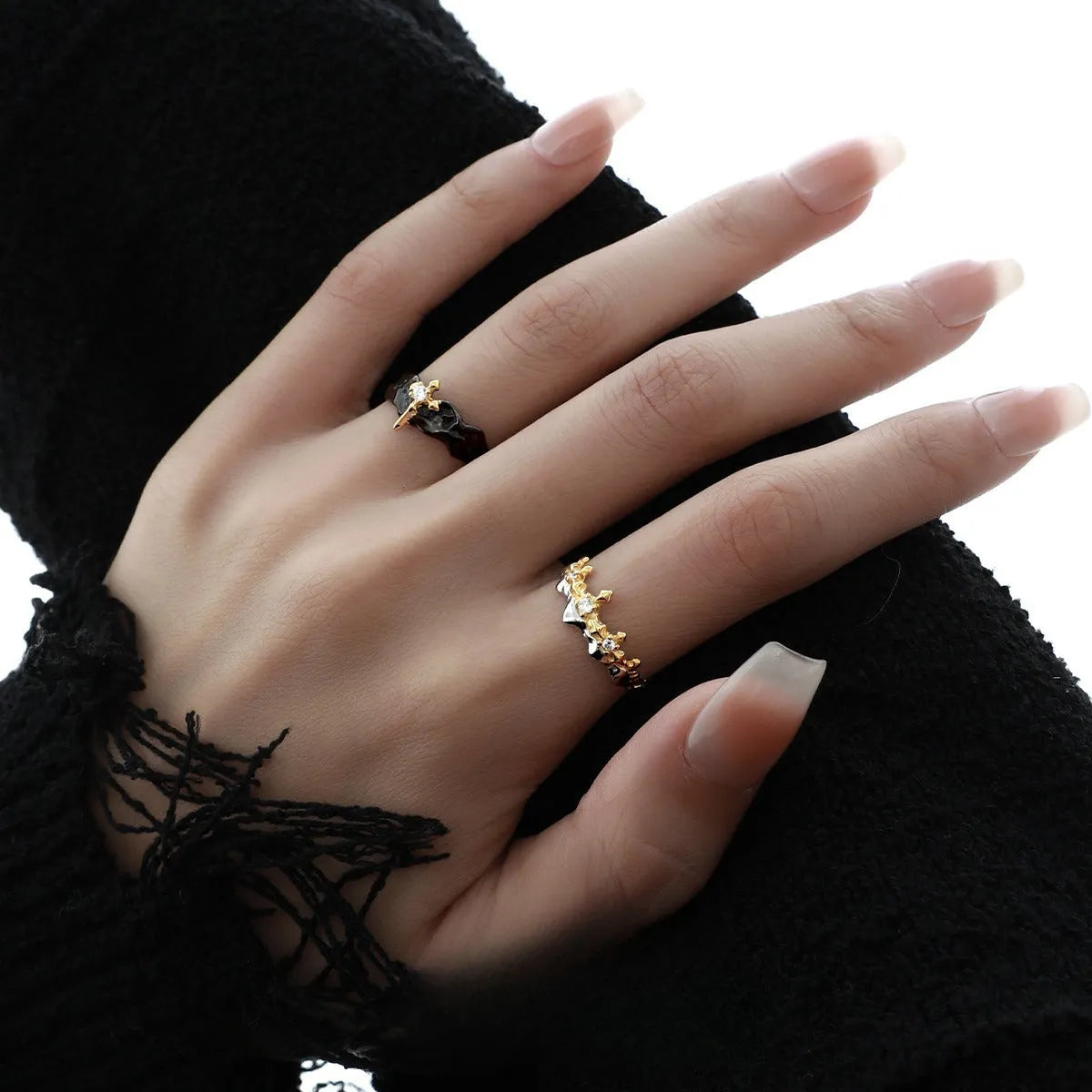 Princess Knight adjustable silver couple ring with electroplated white gold or black gold finish