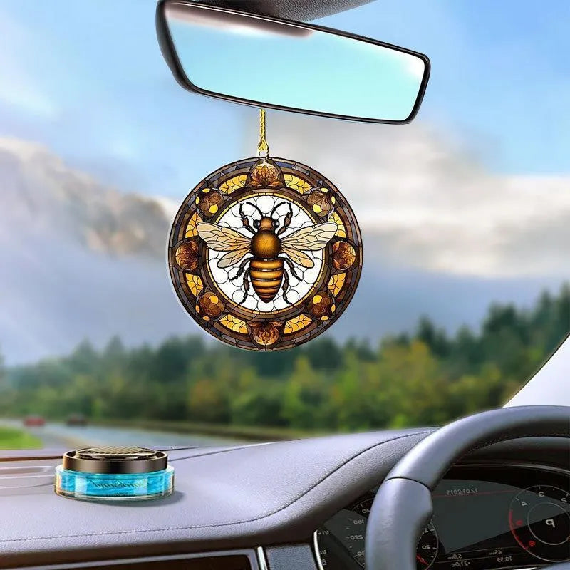 Round cartoon bee disc acrylic pendant for car decoration and keychain use.