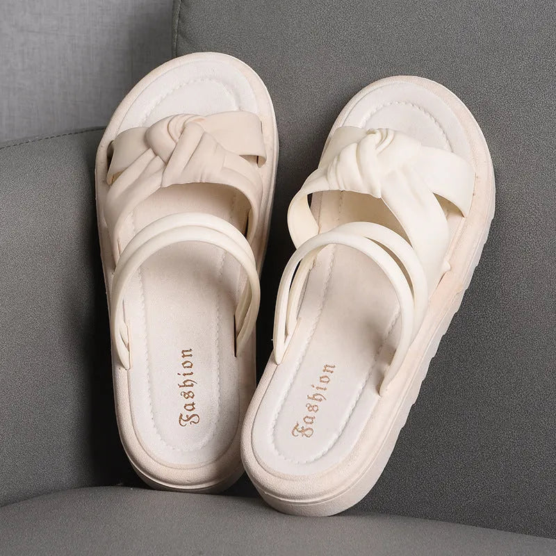 Women's black and white sandals with thick soft back and two-way wear design for outdoor use