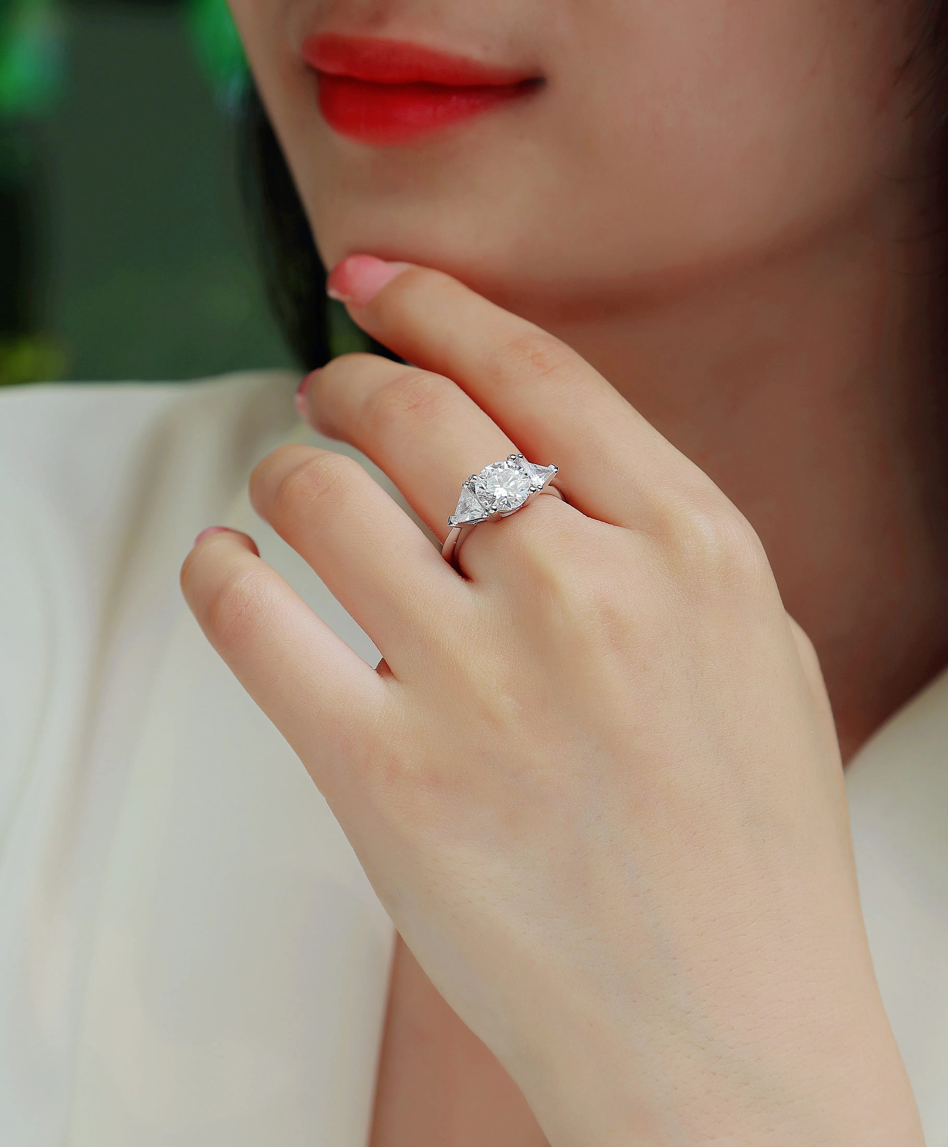 Ocean Diamond 2-carat moissanite wedding ring set in gold-plated S925 silver on a white background