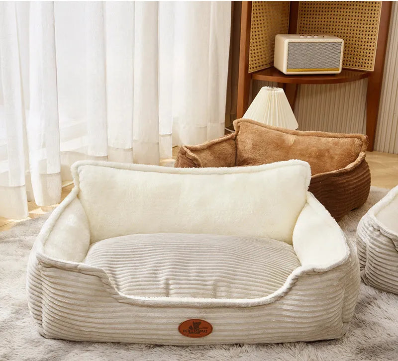 Washable four-season kennel bed for small and medium dogs and cats in coffee colour