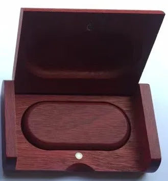 Wooden USB drive gift set in maple finish with box, 16GB capacity, USB 2.0
