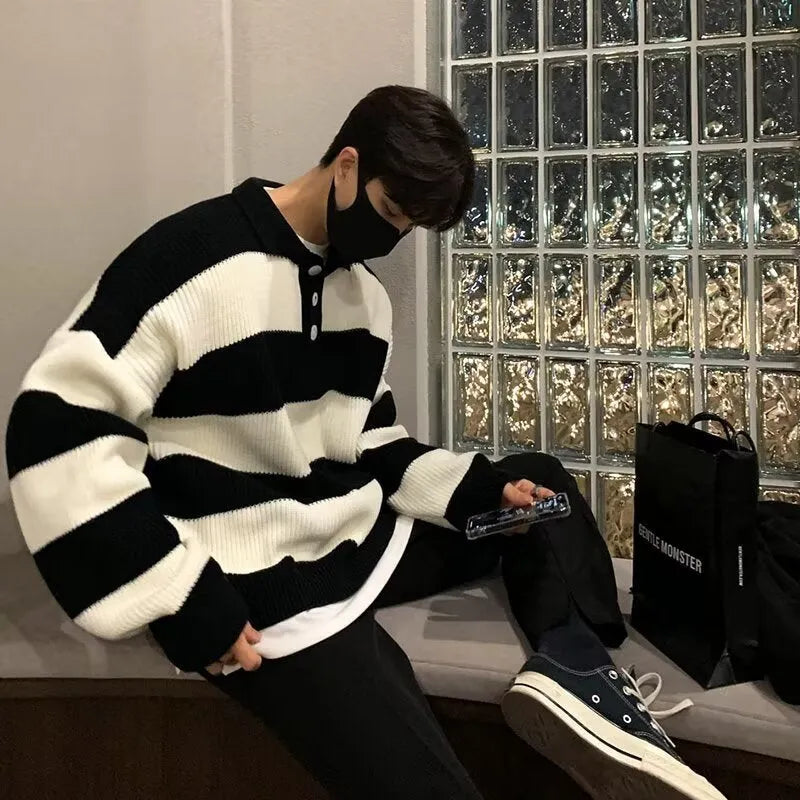 Men's loose fit striped sweater coat pullover in black or grey with long sleeves