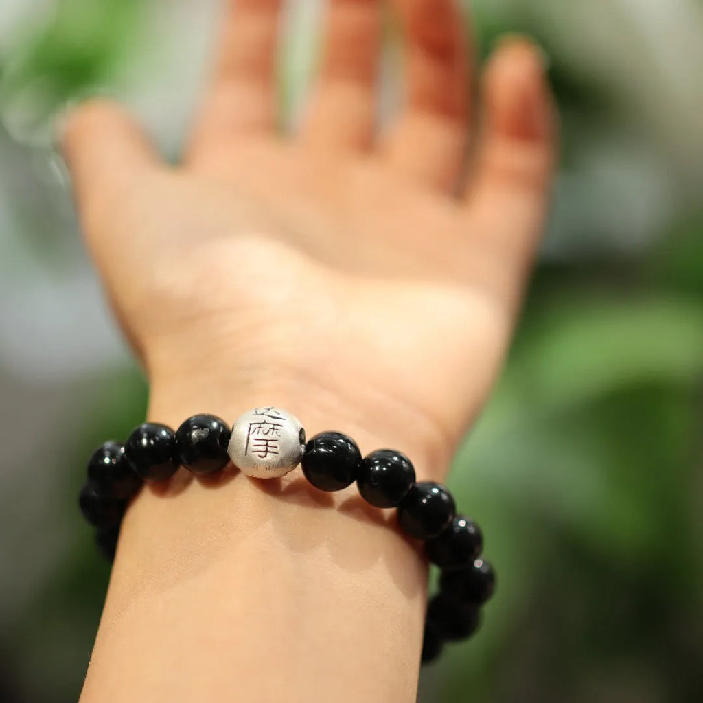 Natural black agate bracelet with sterling silver alloy clasp in Chinese style design