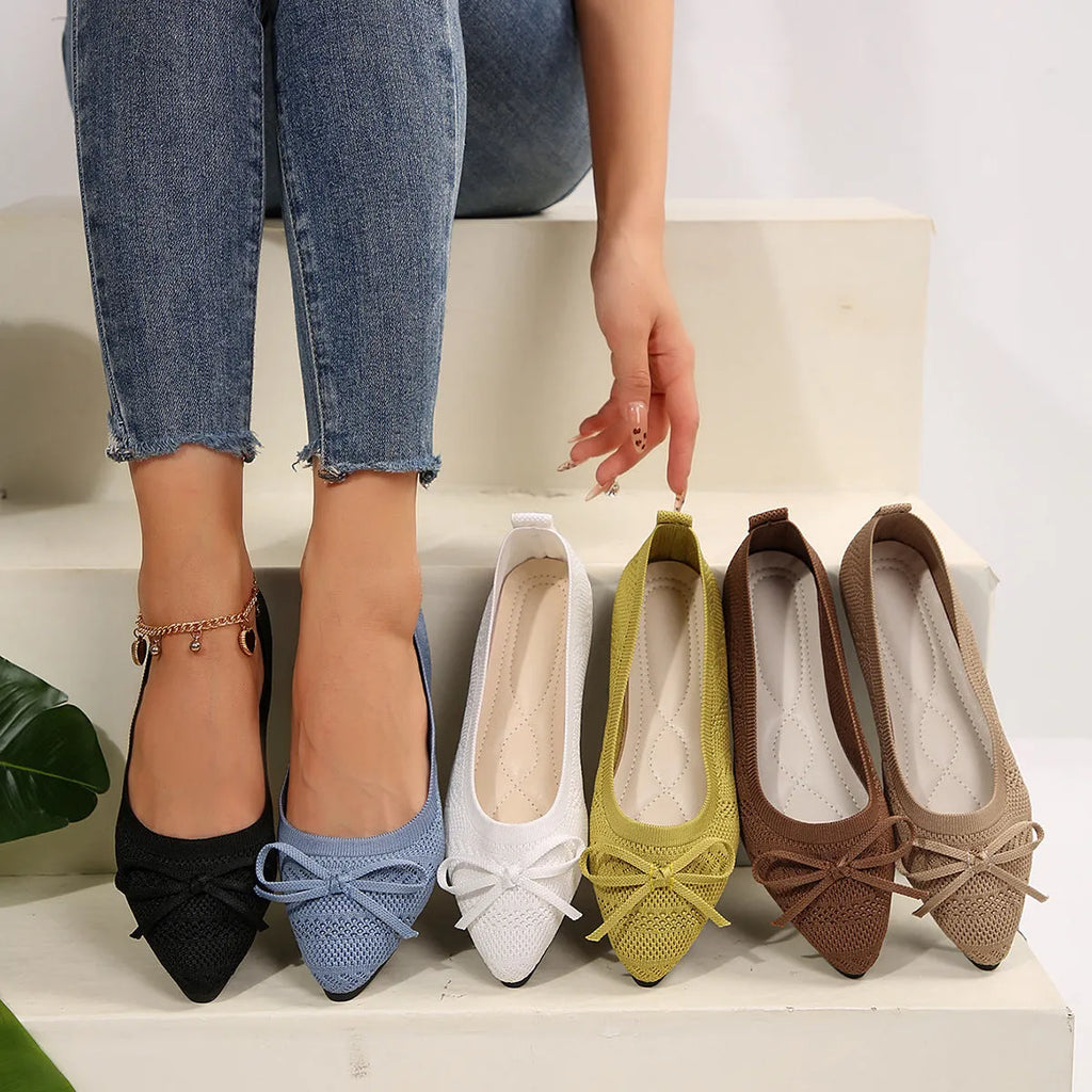 Women's knitted loafers with bow decoration, pointed toes, and rubber soles in six colour options