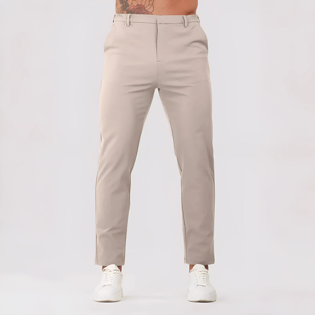Solid colour casual men's suit pants with straight leg and button fly in black