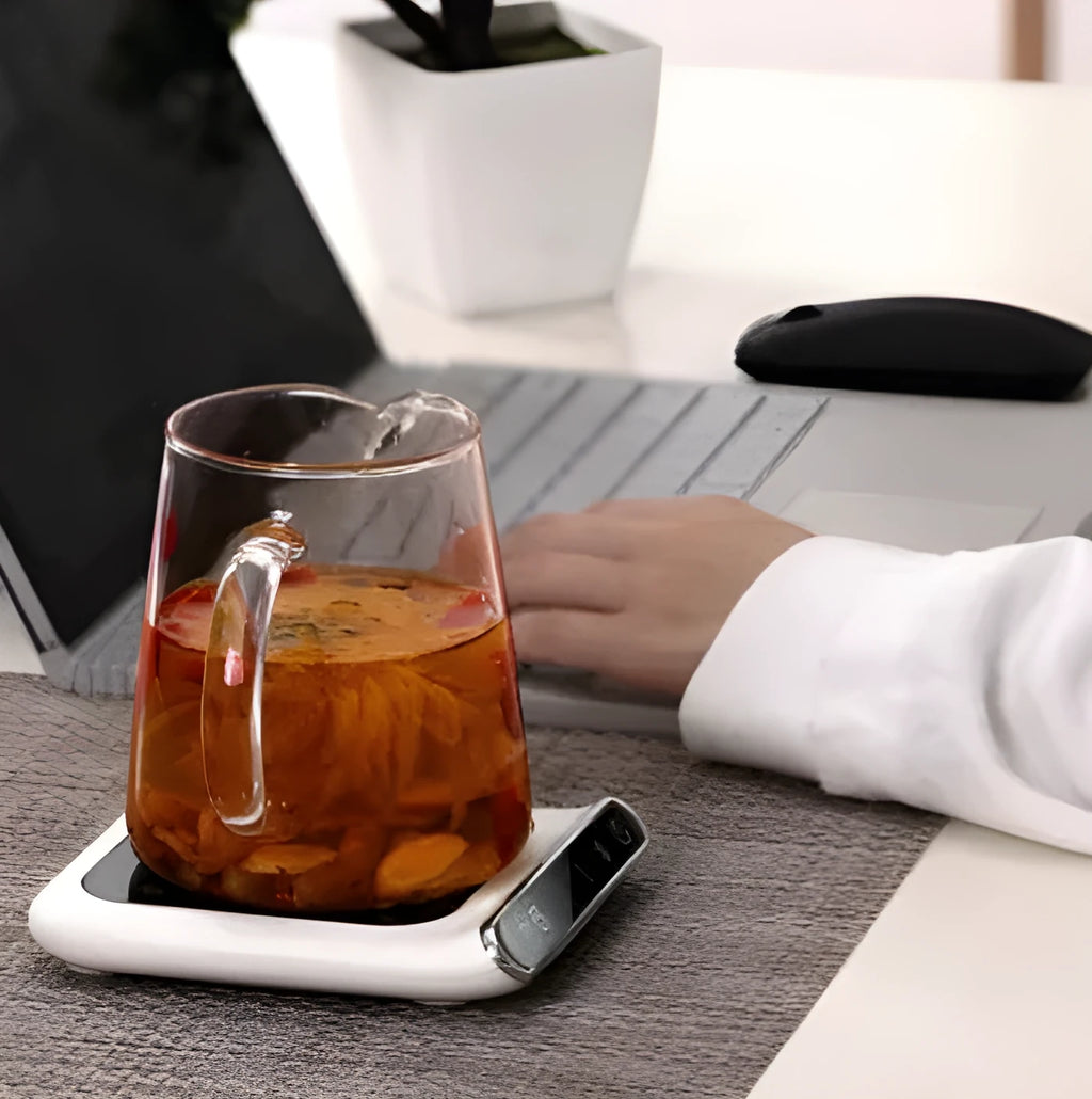 Black USB cup warmer with three temperature settings measuring 118x132mm