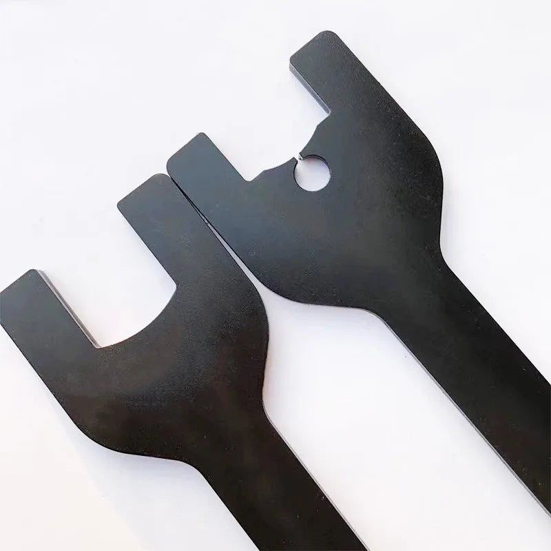 Land Rover fan wrench set showing 36mm and 40mm alloy steel spanners for auto repair.