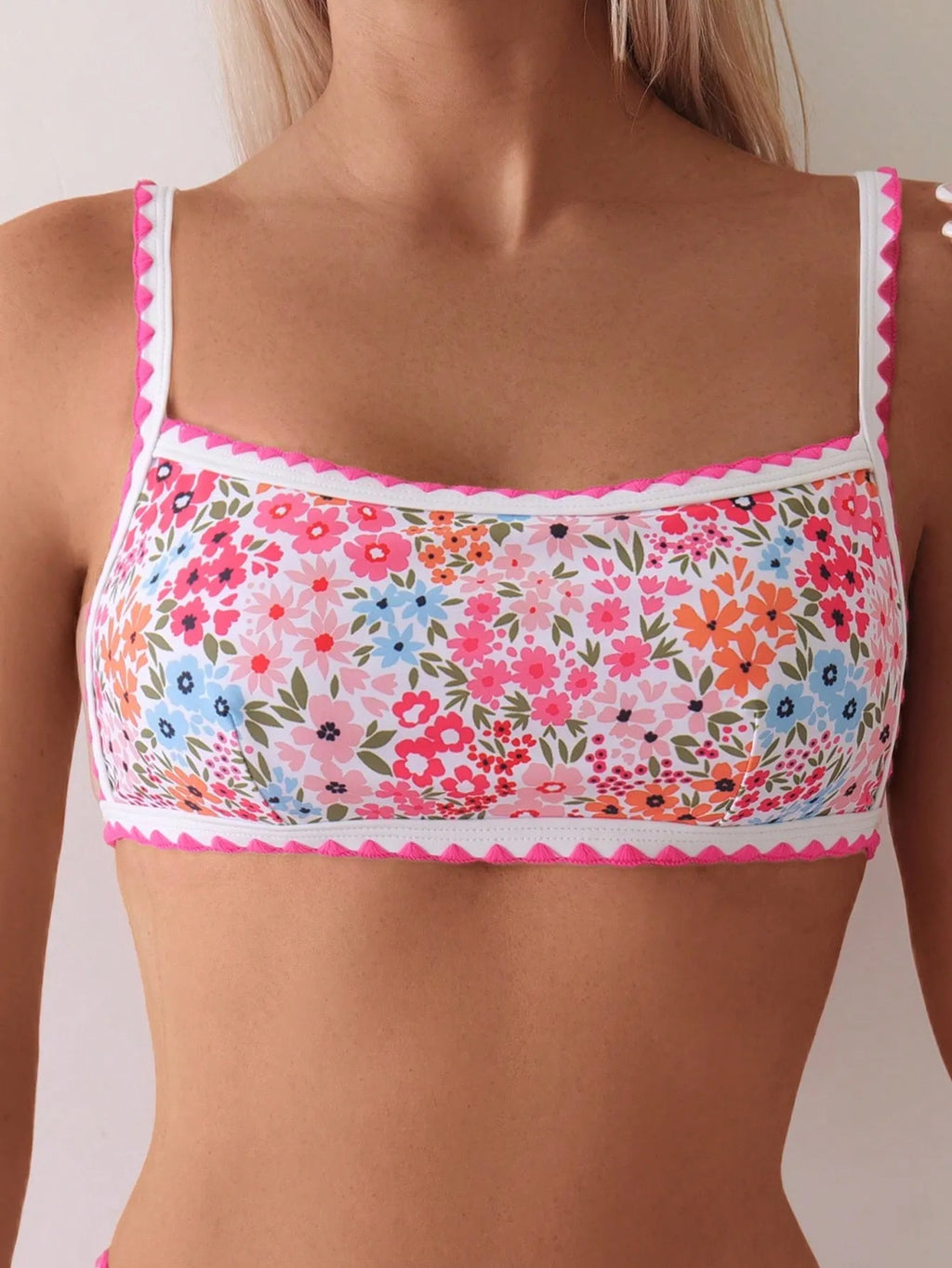 Women's printed swimming bikini with lace-up split bra and matching briefs in picture colour