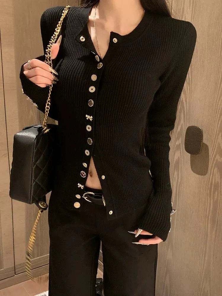 Black long sleeve slim-fit knitted cardigan with princess sleeves, average size