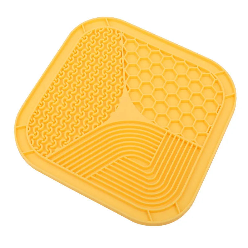 Silicone dog licking pad in grey, blue, or yellow, 20.8cm or 15cm size, 0.7cm thick