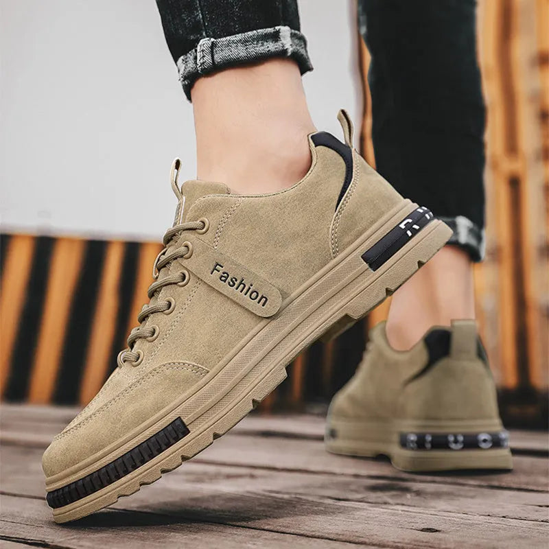 Men's black lace-up casual sneakers with artificial PU upper and rubber sole, flat heel, round toe