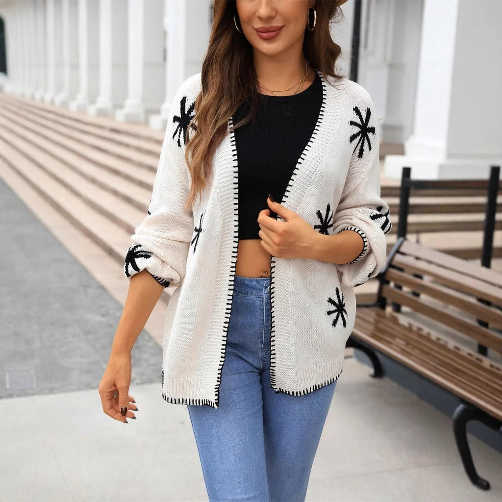 Plus size women's jacquard flower pattern knitted coat in loose fit street fashion style