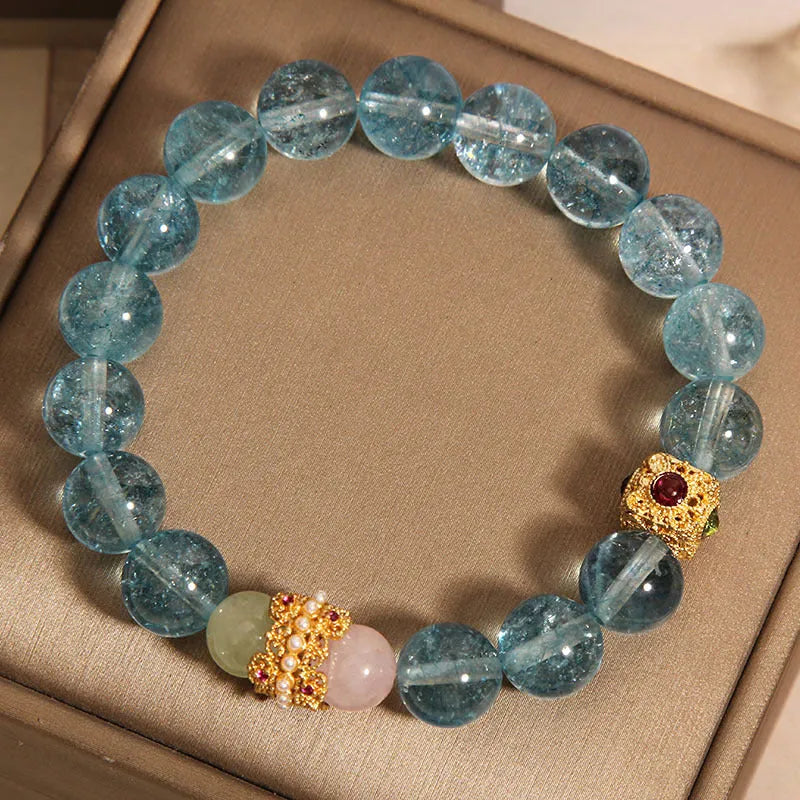 Adjustable natural crystal bracelet with blue cube sugar beads and flexible diamond ring setting in Chinese style