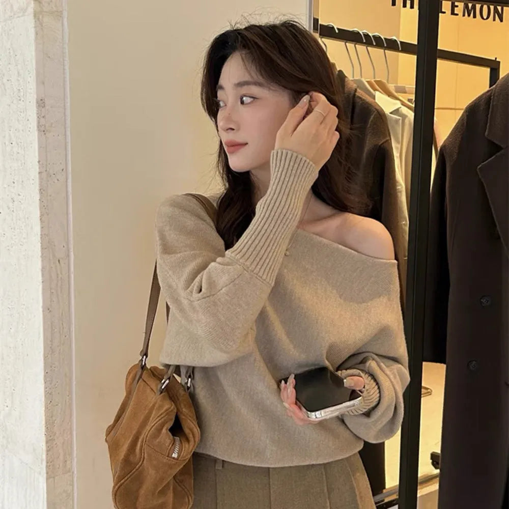 Women's long sleeve viscose fibre blouse pullover in light grey colour