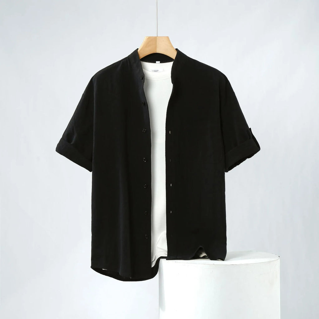 Men's loose fit short-sleeved linen blend shirt in a solid colour with a stand collar