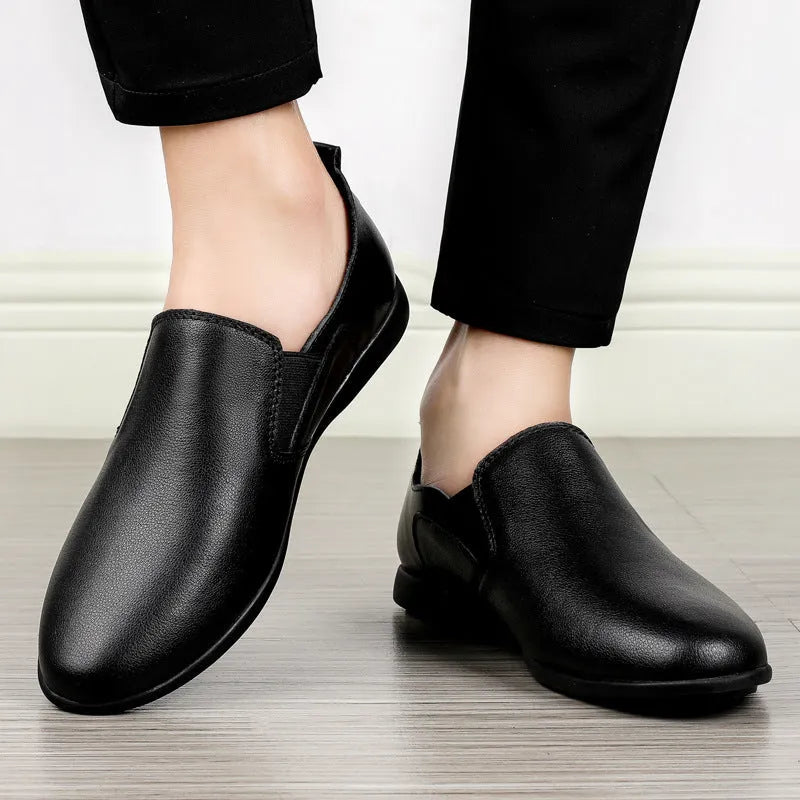 Men's black and brown leather business casual shoes with round toe and genuine cowhide upper