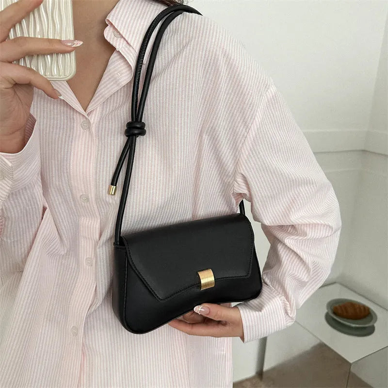 Women's simple shoulder bag in PU with sandwich pocket, available in five colours