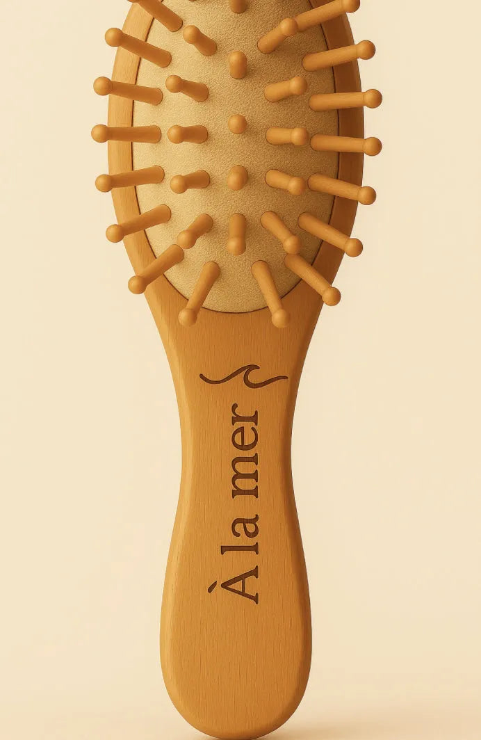 Soft fur set comb in wool brush colour for gentle scalp massage and detangling