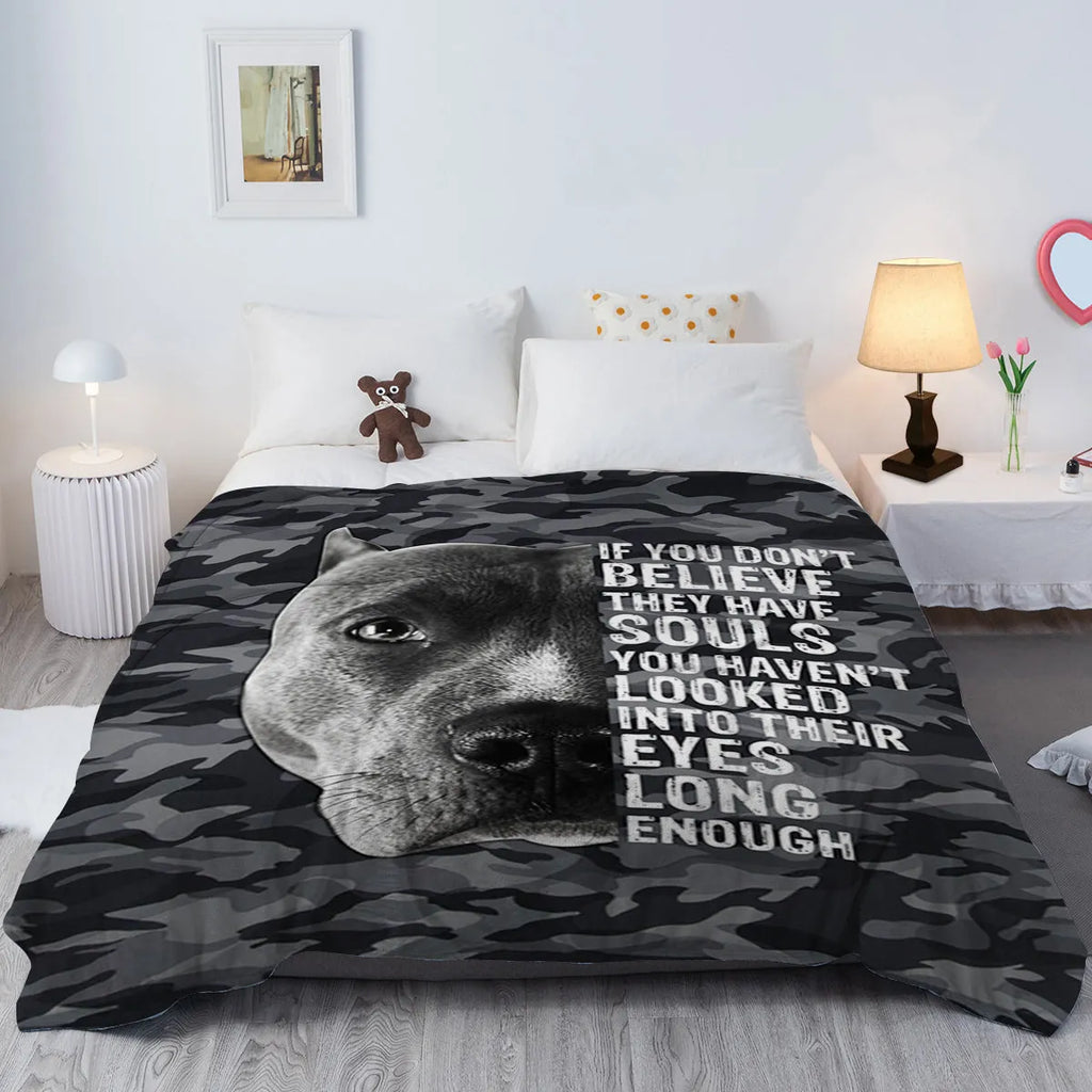 Black dog print flannel blanket, soft fluffy throw, 130x150cm and 75x100cm sizes, hemmed edges