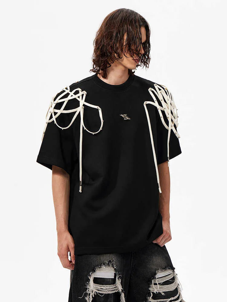 Black loose fit T-shirt with rivet ribbon padded shoulders and short sleeves