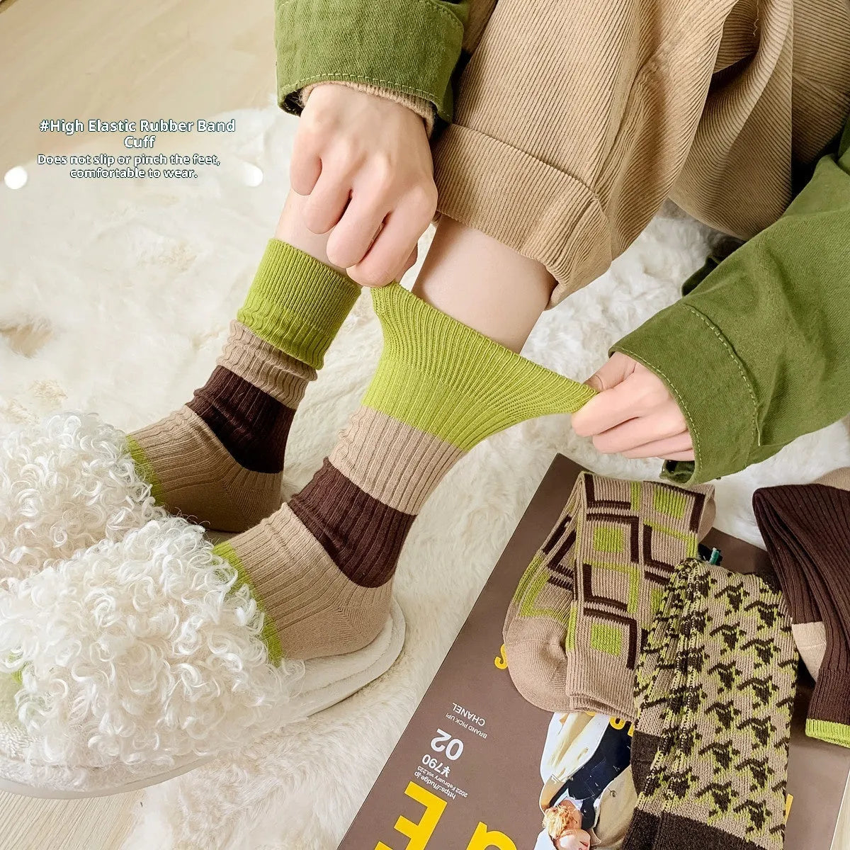 Retro women's mid-calf socks in combed cotton with double needle embroidery, one size, check pattern