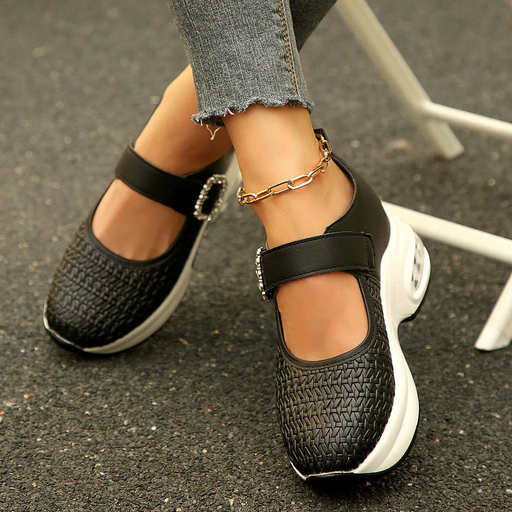 Woven wedge shoes for women solid colour black low top mid heel 3-5CM rubber sole leather lining