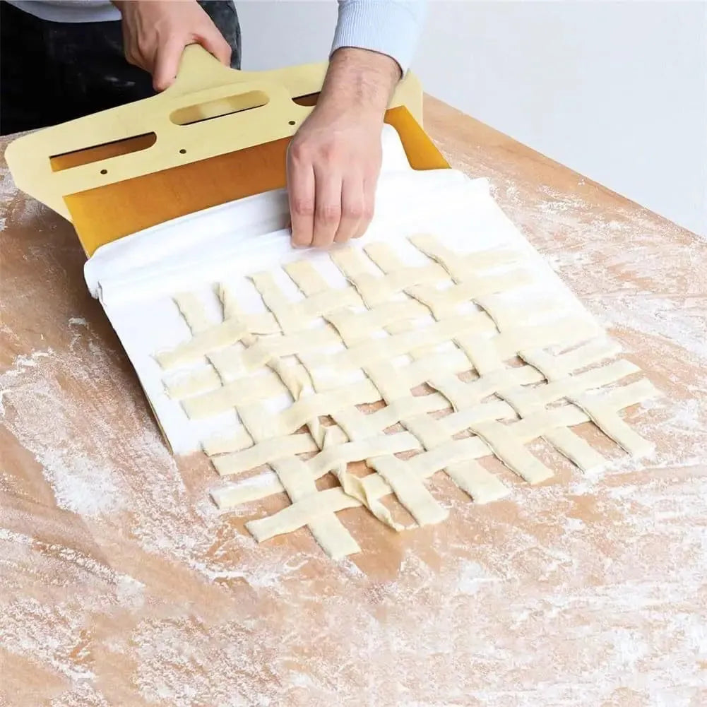 White pizza transfer shovel with hanging hole, 55cm by 35cm food-grade PP baking tool