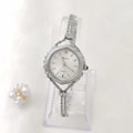 Women's quartz watch with 25mm dial and chain strap in gold or silver finish