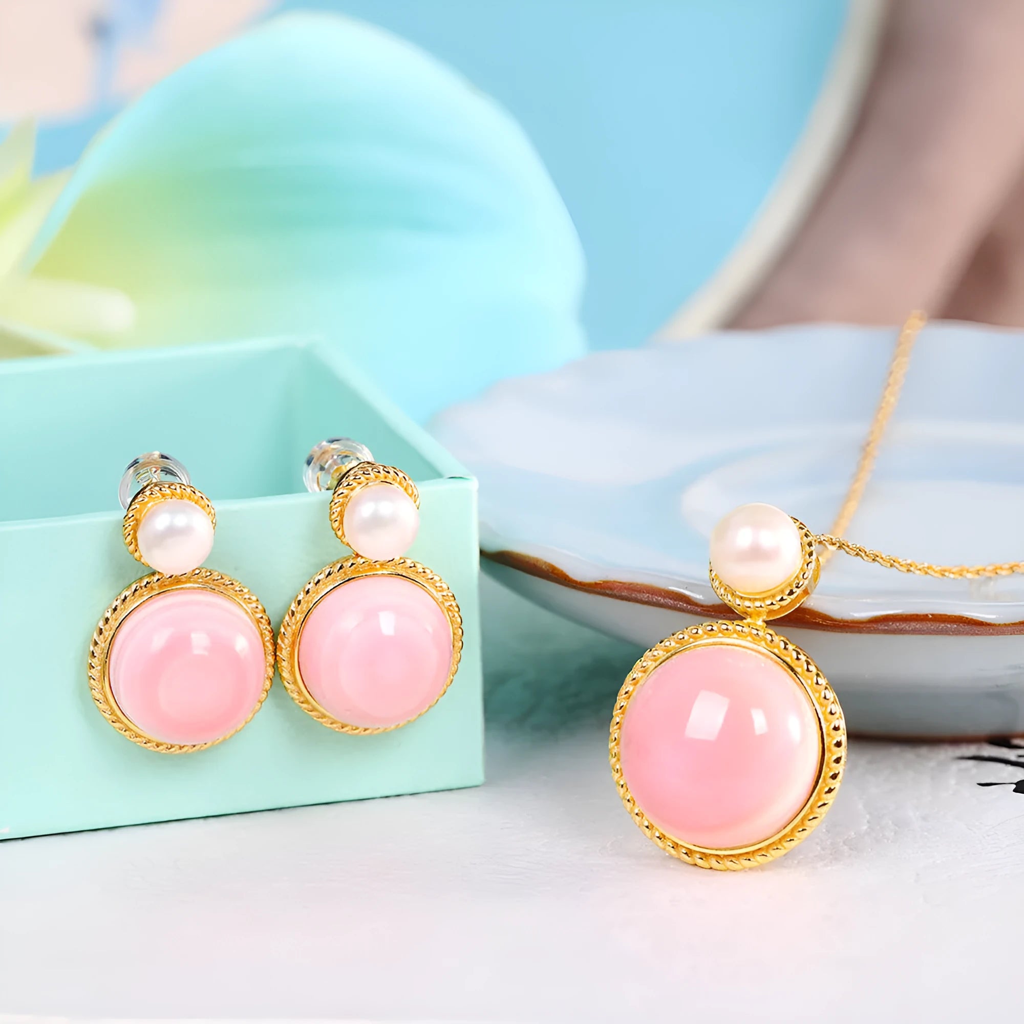 S925 silver plated geometric pink shell simple women's earrings with gold plating
