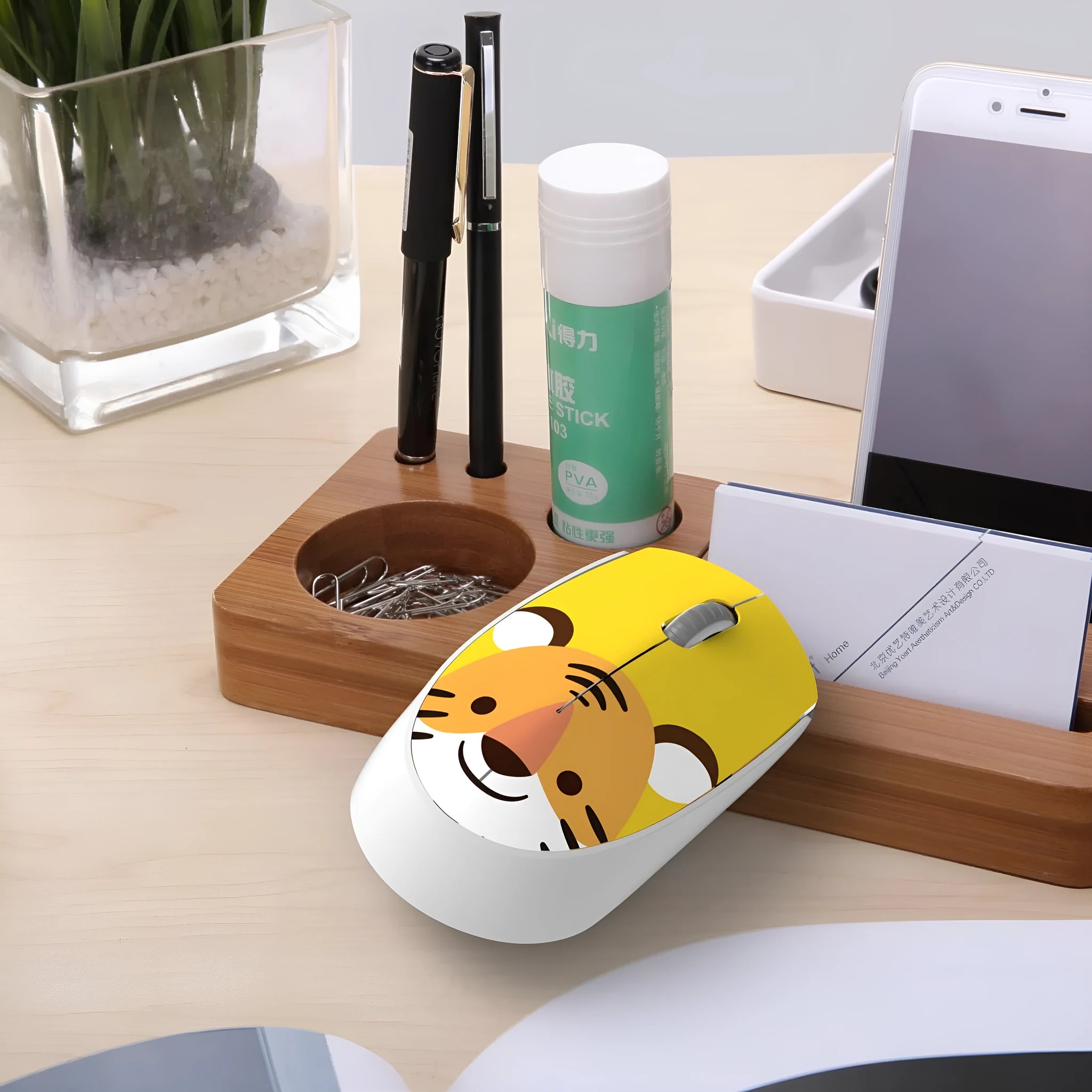 Wireless cartoon animal computer mouse in blue rabbit design with USB receiver