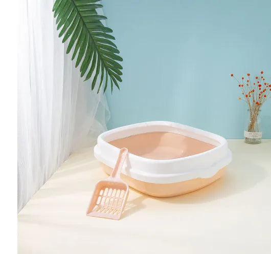 Large detachable anti-splashing plastic cat litter box in blue, suitable for indoor cats, with high sides and separate tray sections
