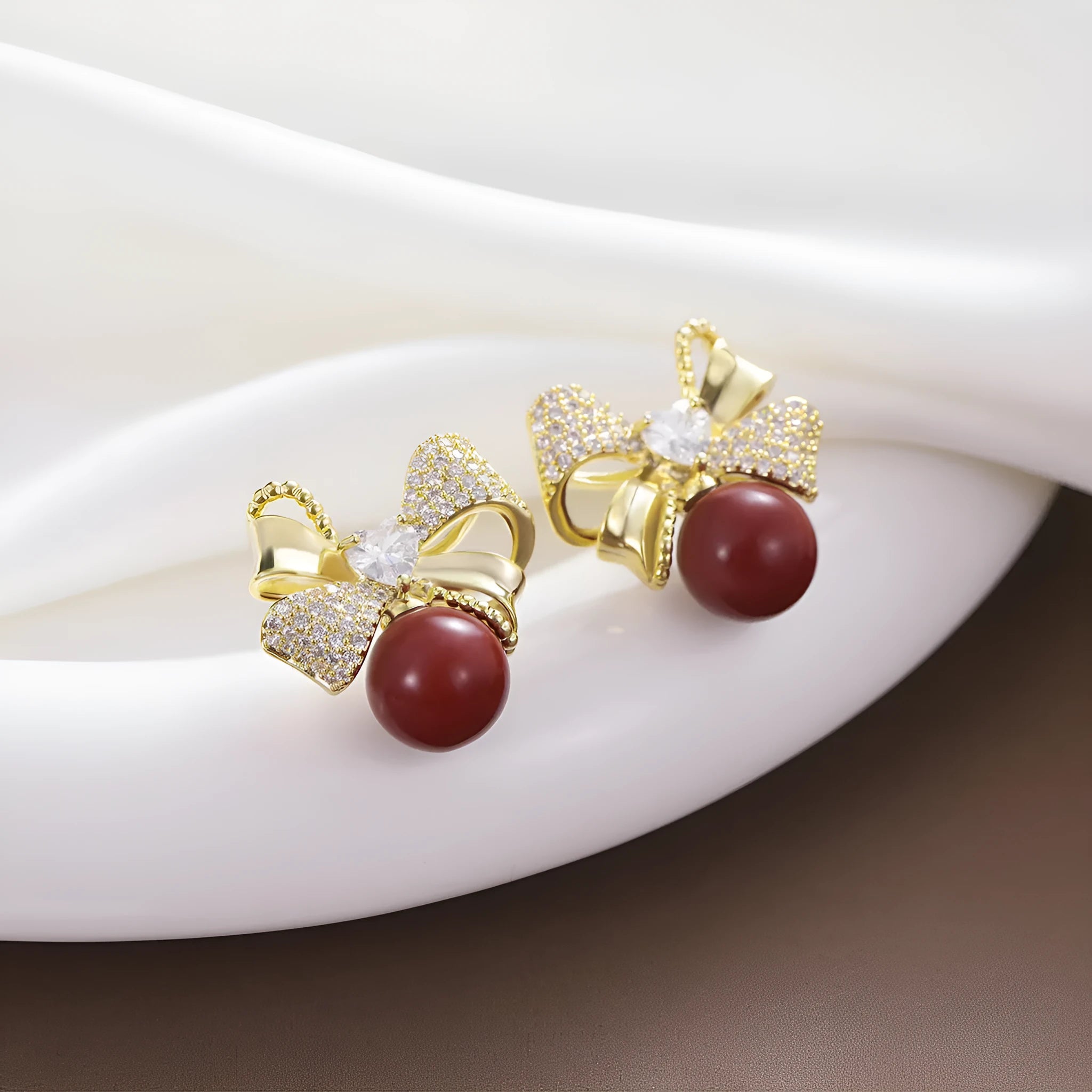 Beizhu Zircon gold plated red colour preserving earrings clip-on style