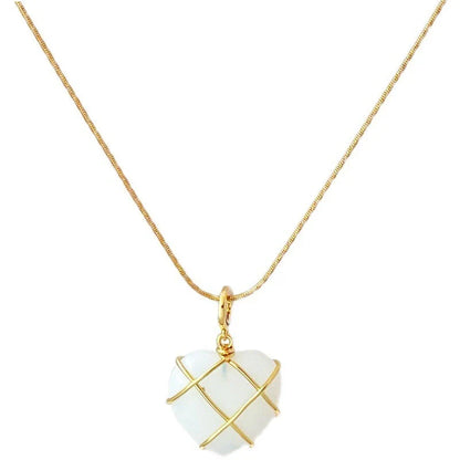 Stunning moonstone necklace with heart-shaped design, featuring premium copper construction and real gold electroplating