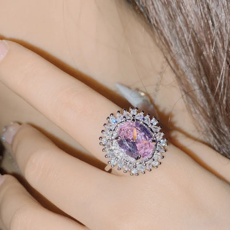 Micro-inlaid zirconium 18K plated women's flower ring in pink diamond colour on copper base