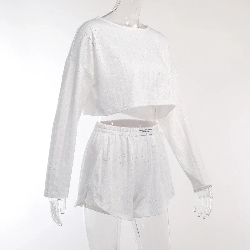 2-Piece Women's Fashion Suit with Pullover Top and Relaxed-Fit Shorts in White