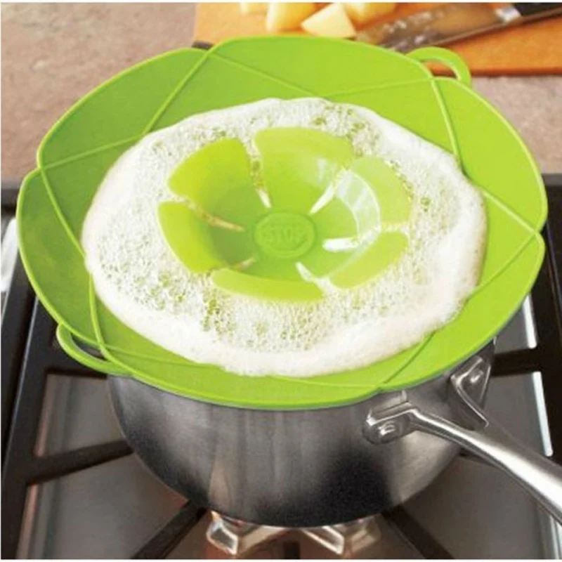 Bloom Multi-Purpose Silicone Lid Cover - a versatile kitchen tool that prevents spills and steams vegetables