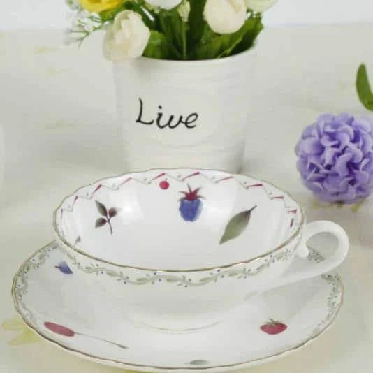 Classic Vintage Ceramic Tea Set with Elegant Floral Design, Durable Construction, and Generous Cup Size