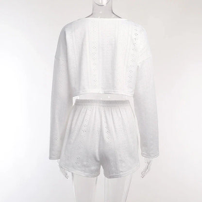 2-Piece Women's Fashion Suit with Pullover Top and Relaxed-Fit Shorts in White